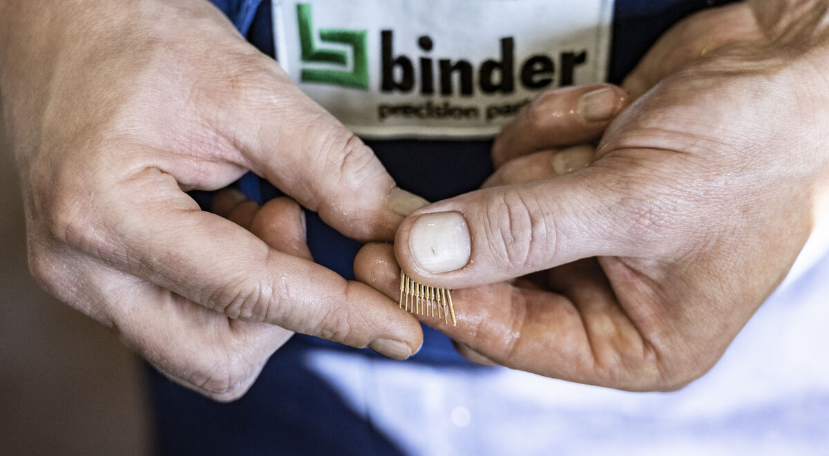 Foto von binder precision parts ag