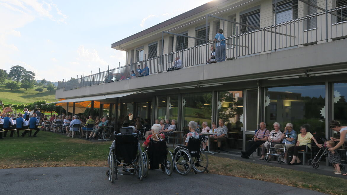 Foto von Wohn- und Pflegezentrum Lippenrüti